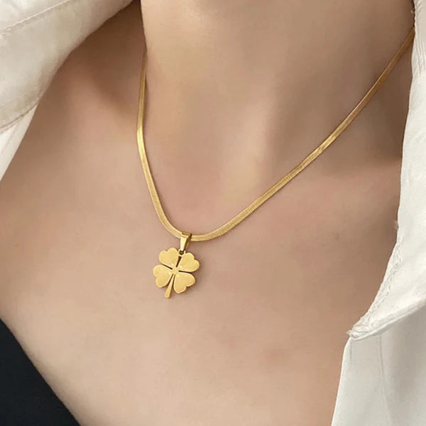 Svarnika Jewels Gold Plated Stainless Steel Anti Tarnish Clover Themed Pendant