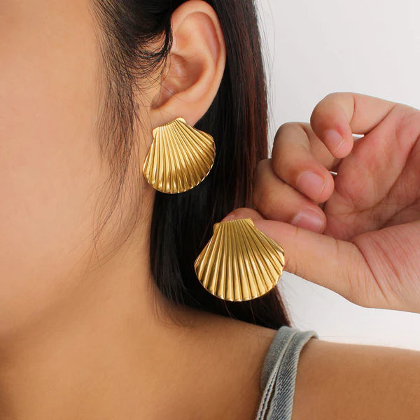 Gold-Plated Anti Tarnish Stainless Steel Shell Shaped Stud Earrings